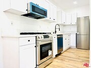 Photo - 938 W Glenoaks Blvd