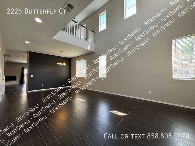 Photo - 2225 Butterfly Ct