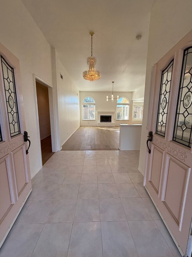 Photo - Beautifully Updated Single Story Home in The Country Club Near The Golf Course
