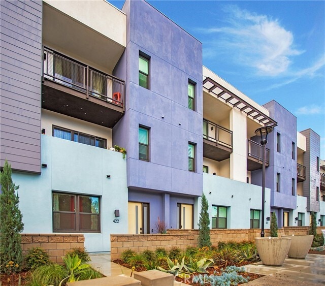 Photo - 422 W Central Ave Townhome