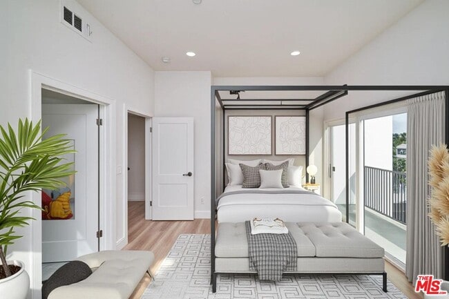 Photo - 1108 Queen Anne Pl