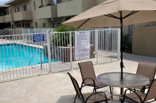 Photo - Shamrock Apartments