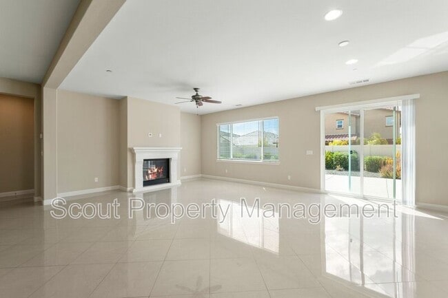 Photo - 39157 Hidden Creek Ln