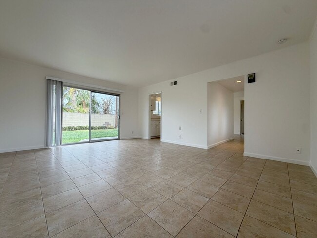 Photo - Experience the perfect blend of comfort and convenience