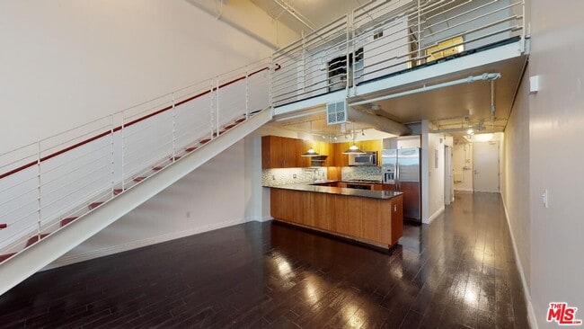 Building Photo - 1130 Flower St Unit 107 Rental