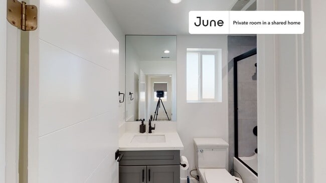 Photo - Room in Shared 4 bed/3 bath home Unit C