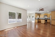 Photo - 526 Houston Dr