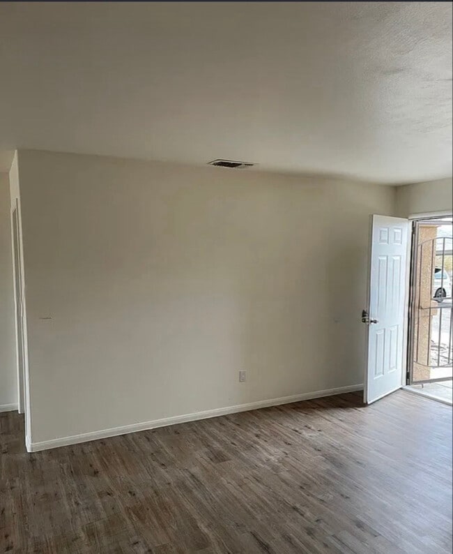 Photo - 73556 Sunnyslope Dr Unit D