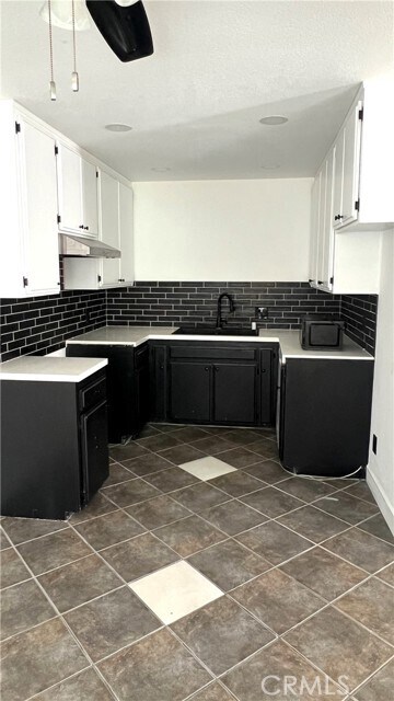 Photo - 4061 W 132nd St