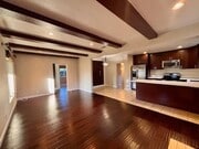 Photo - 1900 Lundy Ave