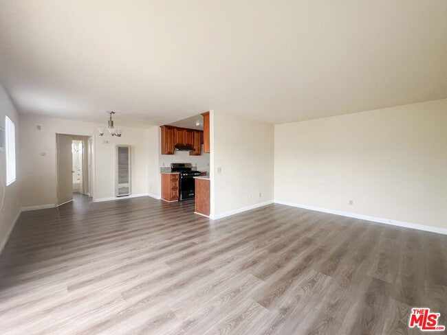 Photo - 331 S Gramercy Pl Unit 207