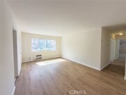 Photo - 3030 Vineland Ave
