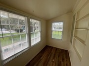 Photo - 565 Hobbs Ln