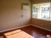Photo - 310 N Cherry St