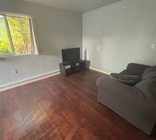 Photo - 2307 W 74th St