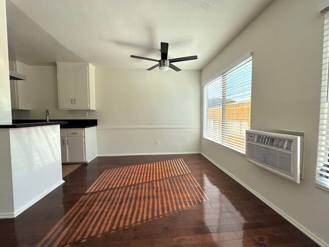 Photo - Spacious Top Floor 1 Bedroom in West Hollywood! Unit 11