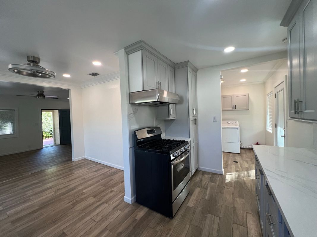 Photo - 1011 San Pascual Ave