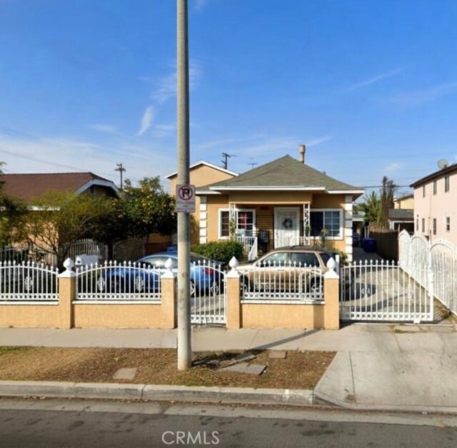 Photo - 119 E 57th St