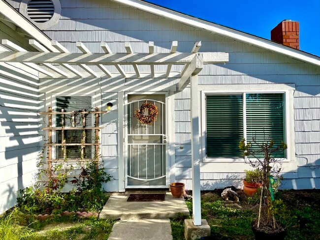 Photo - 2127 Paradise Hills Rd