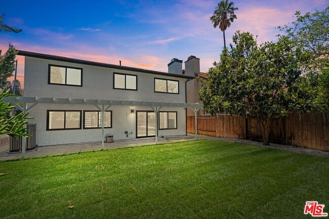 Photo - 19701 Blythe St