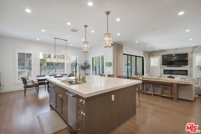 Photo - 20559 Wood Rose Ct