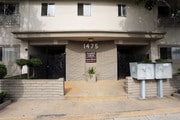 Photo - Mardi Gras Apartments