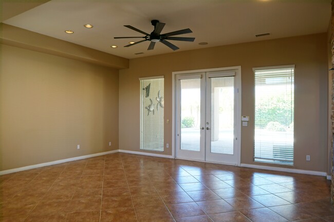 Photo - 5 Orleans Rd