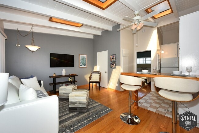 Building Photo - 313 Mildred Ave Unit 26