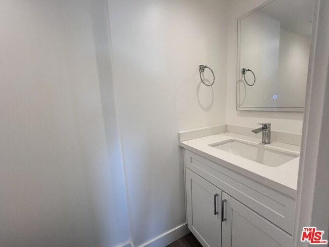 Photo - 10390 Wilshire Blvd Unit 1117