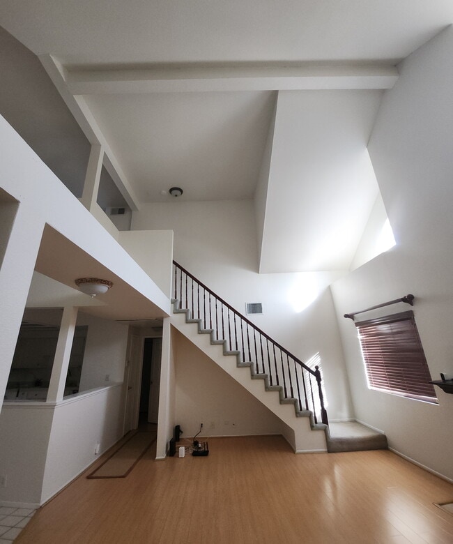 Photo - 5420 Sylmar Ave Unit #311