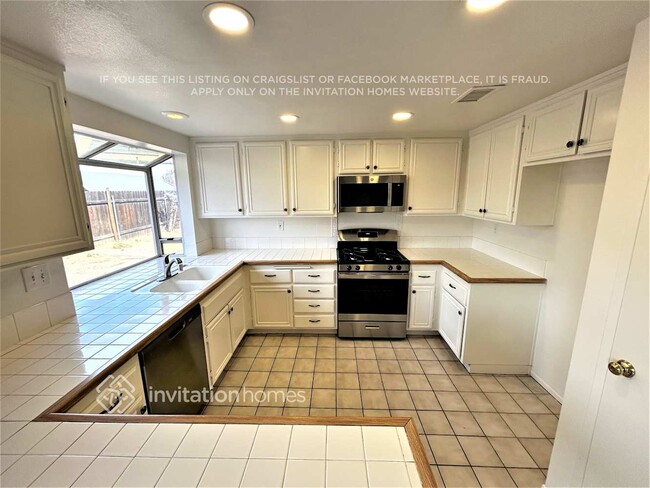 Photo - 12388 Via De Palmas Dr