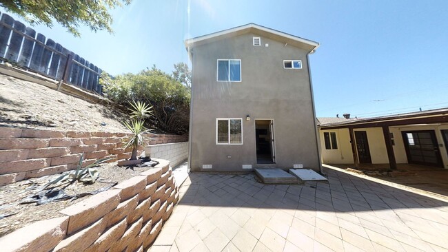 Photo - 4BD/2BA on Tipton!