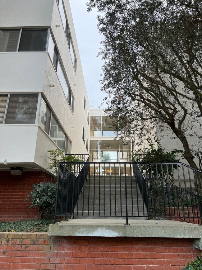 Photo - 5700 Ravenspur Dr Unit #209