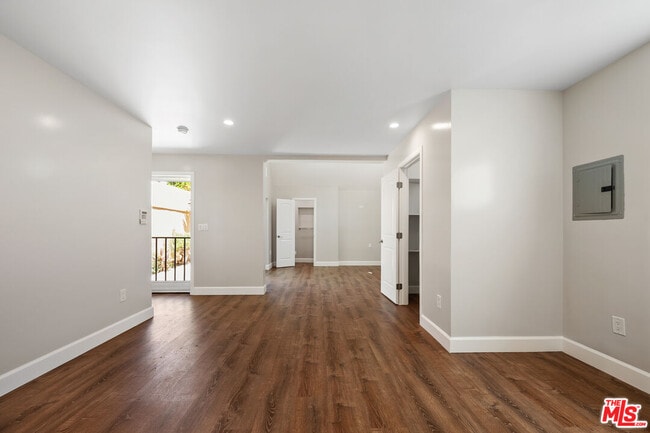Photo - 2325 Selby Ave