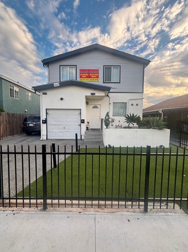 Photo - 232 W 91st St