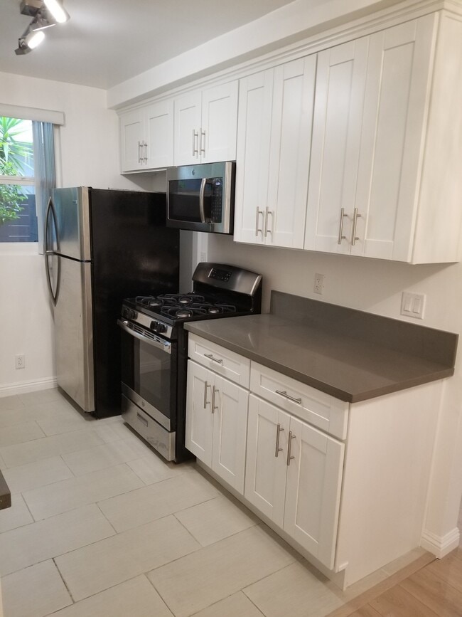 Photo - 1132 S Oakhurst Dr