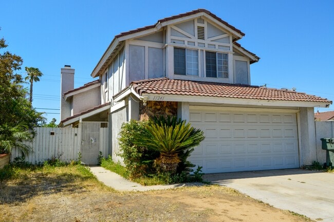 Building Photo - 11249 Heathrow Dr