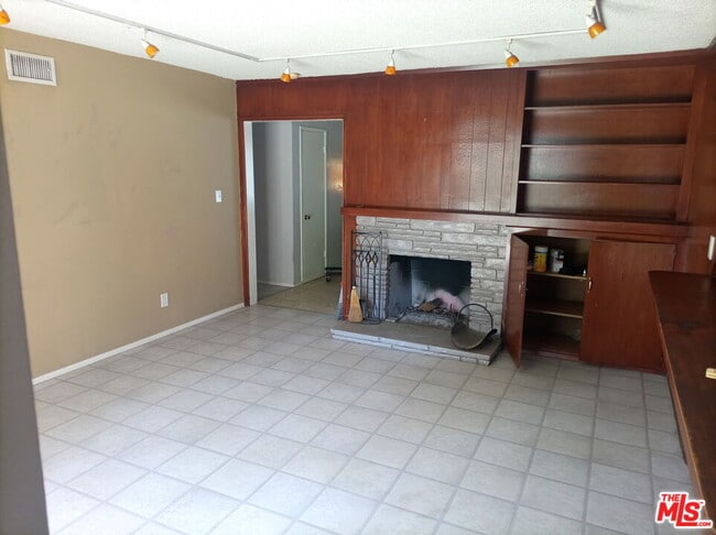 Photo - 1016 Orange Ave