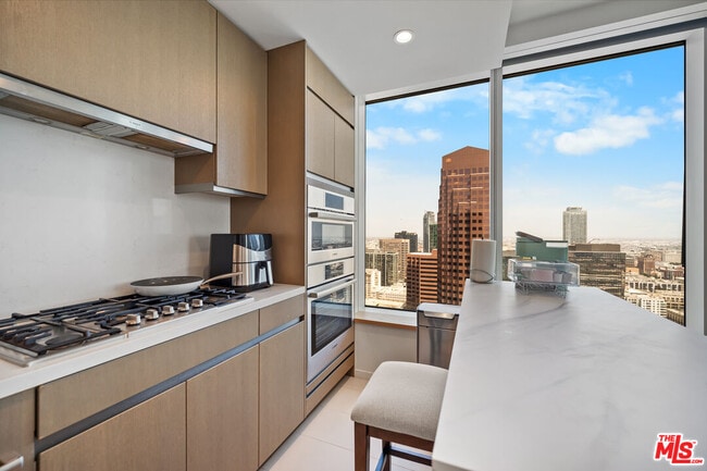 Photo - 889 Francisco St Unit 3603