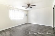 Photo - 20326 Saticoy St Unit 7
