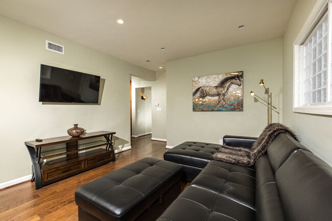 Photo - 3572 4th Ave Unit 3572