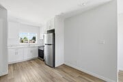 Photo - 4177 Naomi Ave Unit 4181