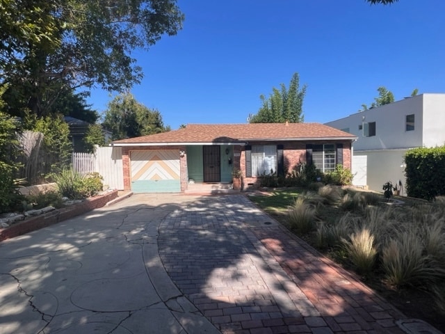 Building Photo - 3424 Greenfield Ave