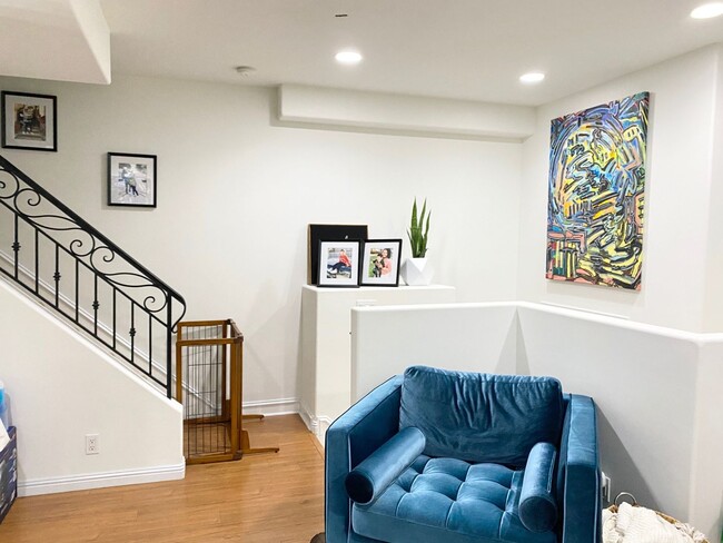 Photo - Lovely 3 bd/2.5 ba Townhome - Old Town Torrance!