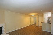 Photo - Chateau Woodley Hart Apartments