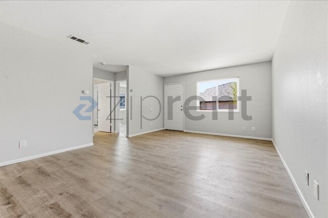 Photo - 34901 Marcia Rd