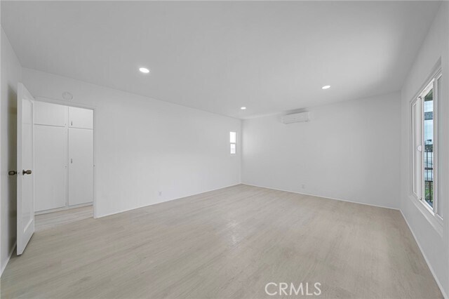 Photo - 9050 Huntington Dr