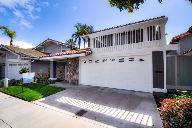 Photo - Coronado Cays 4 bd/2.5 ba home in Bahama Village