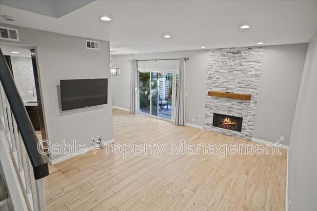 Photo - 22933 Banyan Pl