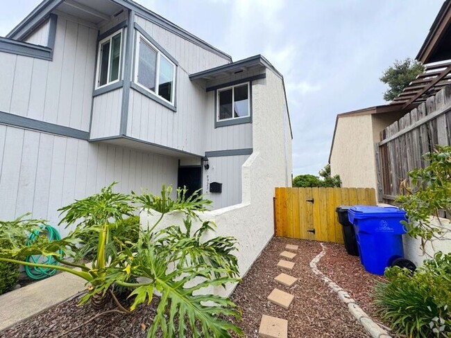Building Photo - 9923 Paseo Montalban Rental